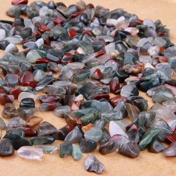 сыпучие kristali krvavog kamena prirodne кувыркающиеся kamenje čip 50g